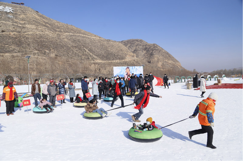 千紫緣“冰雪嘉年華”。西寧市文化旅游廣電局供圖
